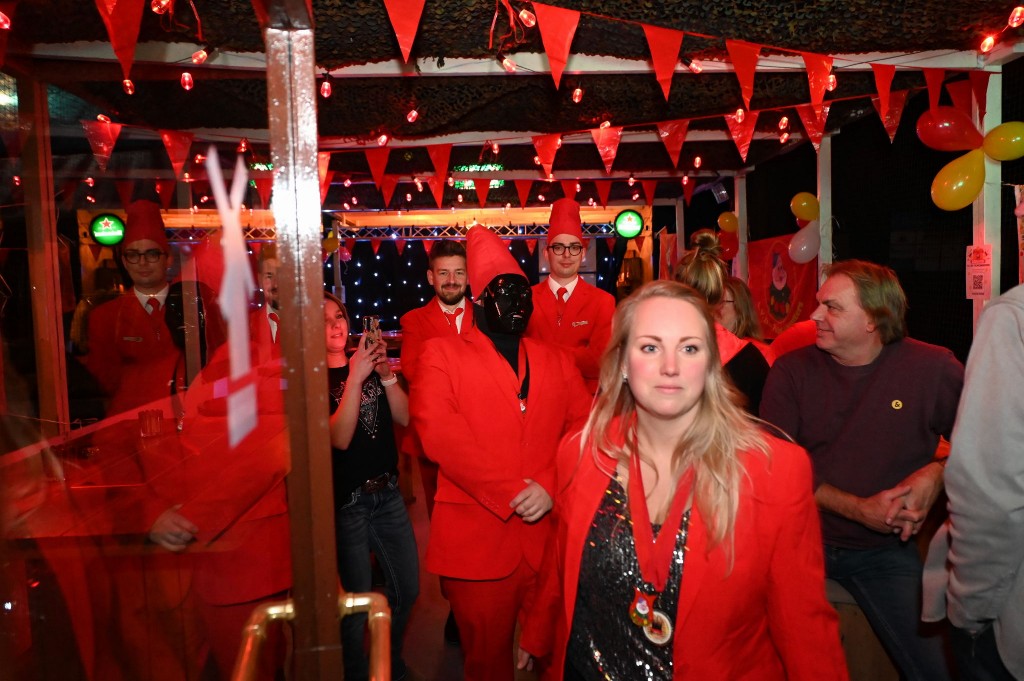 ../Images/Tulpkabouters van hun prins af 105.jpg